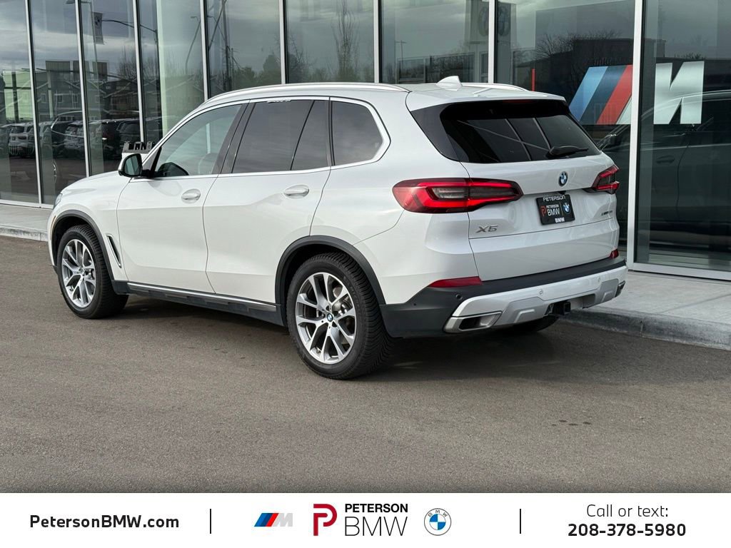 Used 2023 BMW X5 xDrive40i w/ Premium Package image 3