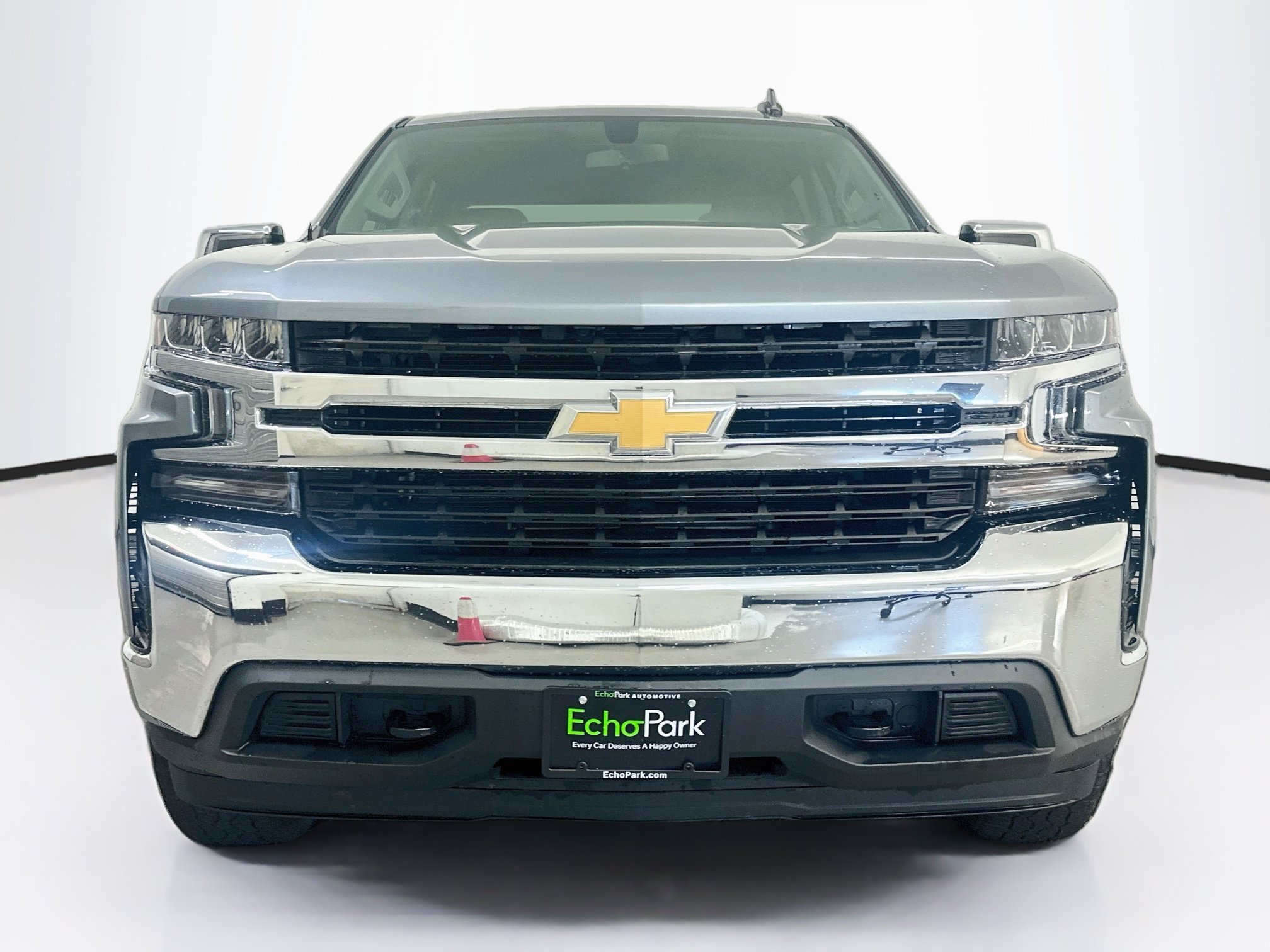 Used 2022 Chevrolet Silverado 1500 LT AWD/4WD image 2
