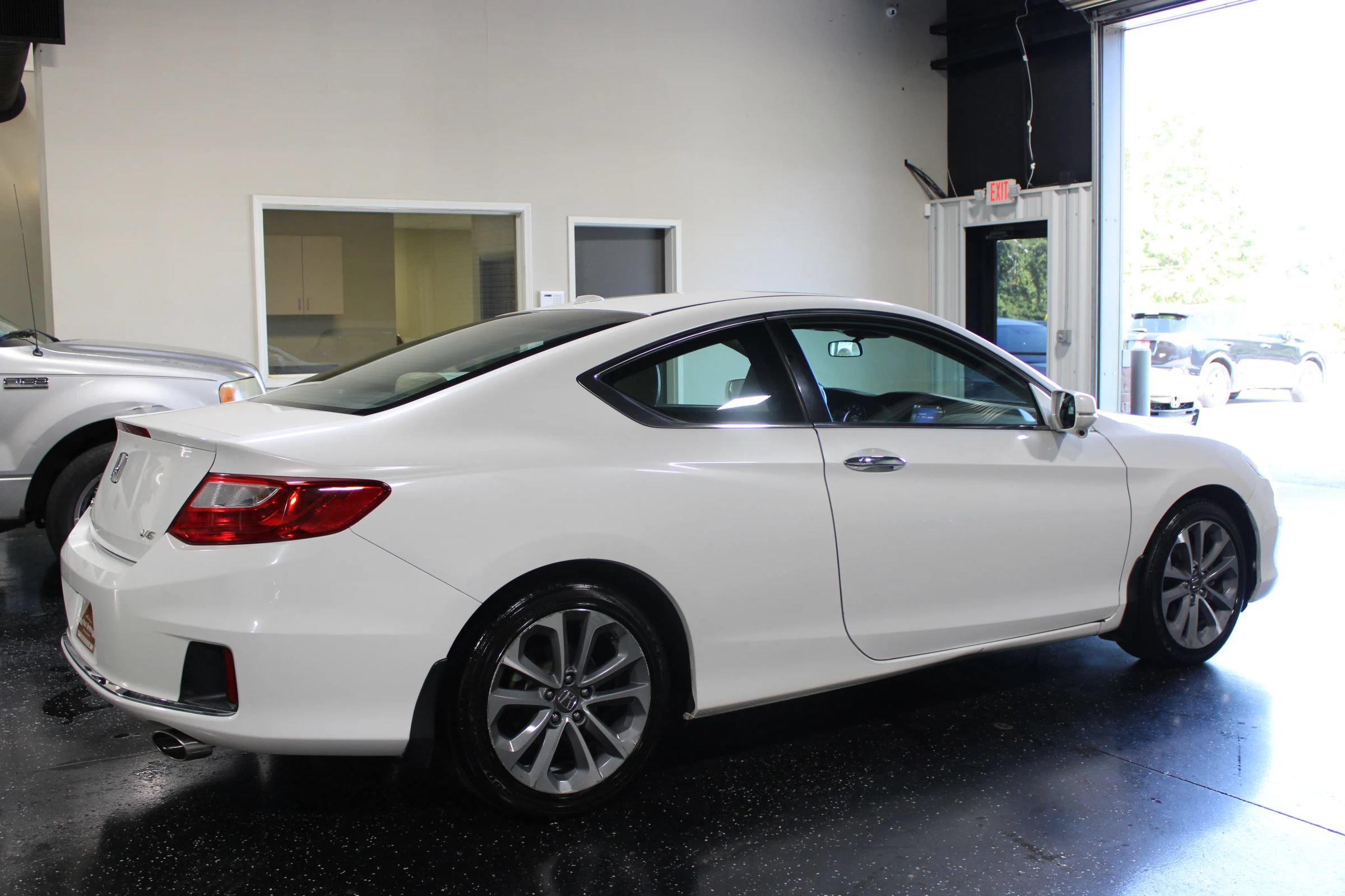 Used 2014 Honda Accord EX-L image 3