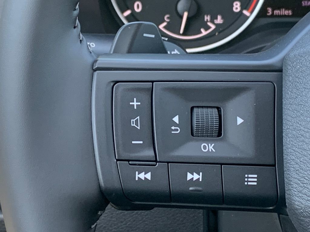 New 2026 Nissan Rogue SV FWD image 10