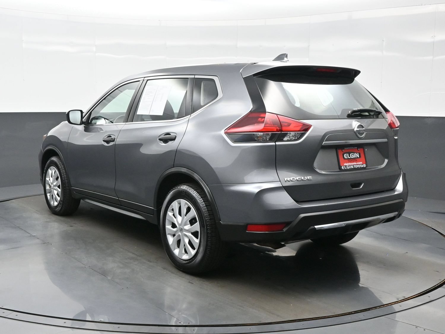 Used 2020 Nissan Rogue S FWD image 4