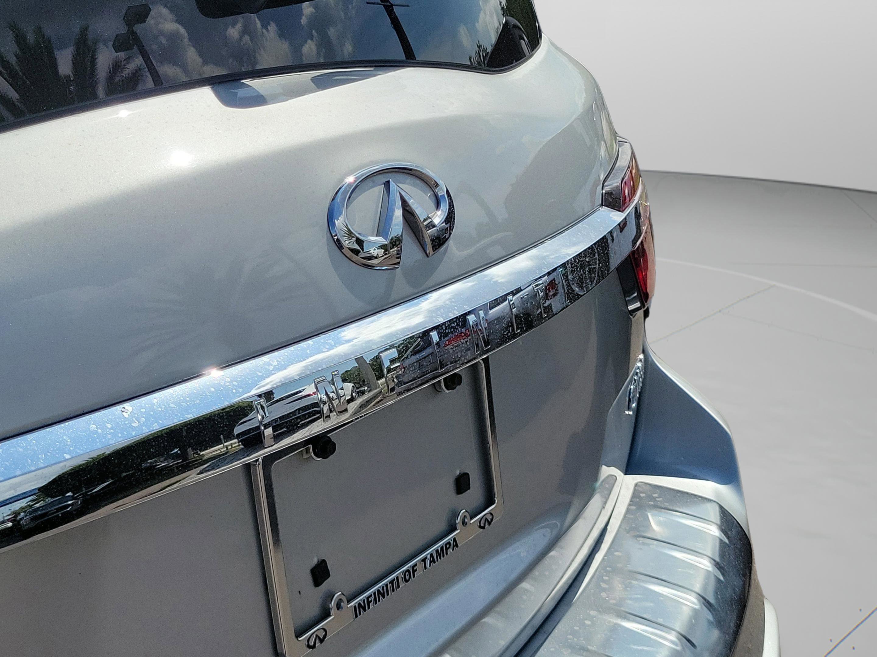 Certified 2019 INFINITI QX80 Luxe w/ Cargo Package AWD/4WD image 6