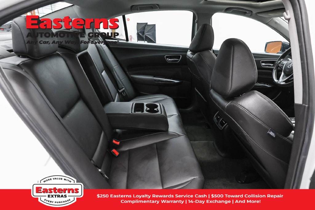 Used 2018 Acura TLX FWD image 24