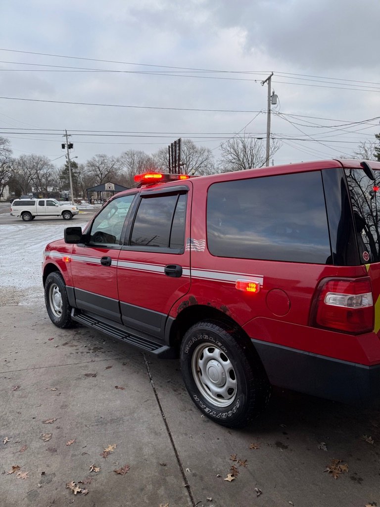 Used 2011 Ford Expedition XL w/ HD Trailer Tow Pkg image 4