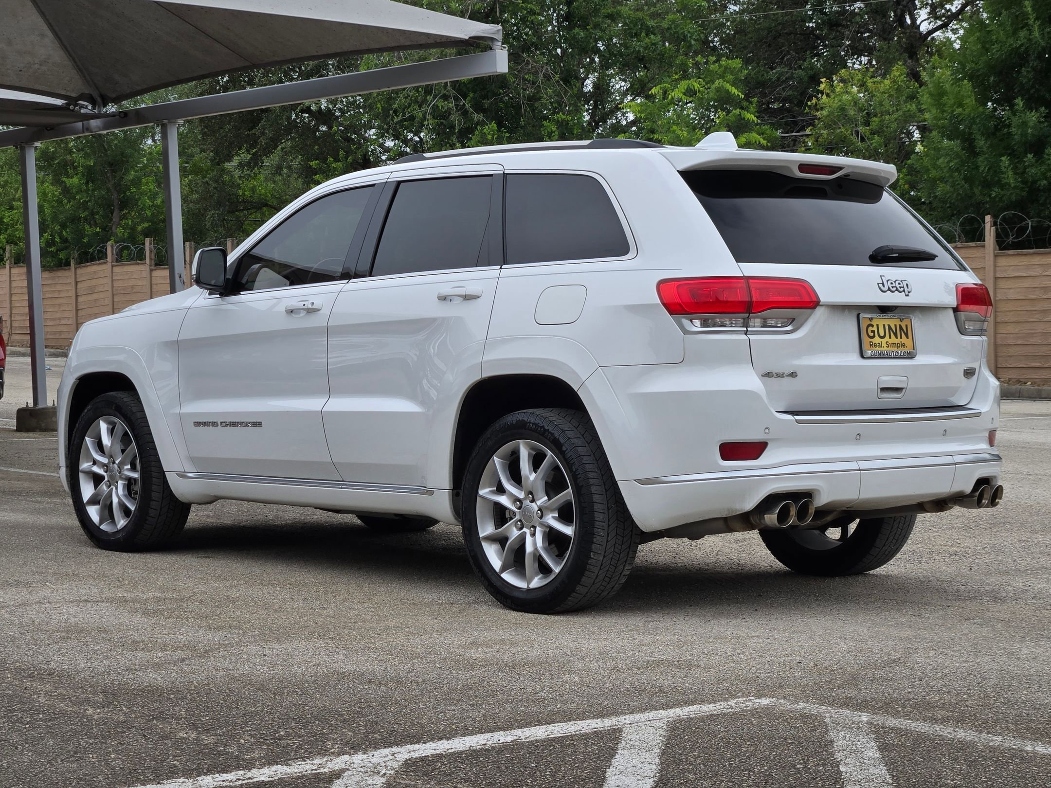 Used 2015 Jeep Grand Cherokee Summit w/ Platinum Series Group AWD/4WD image 6