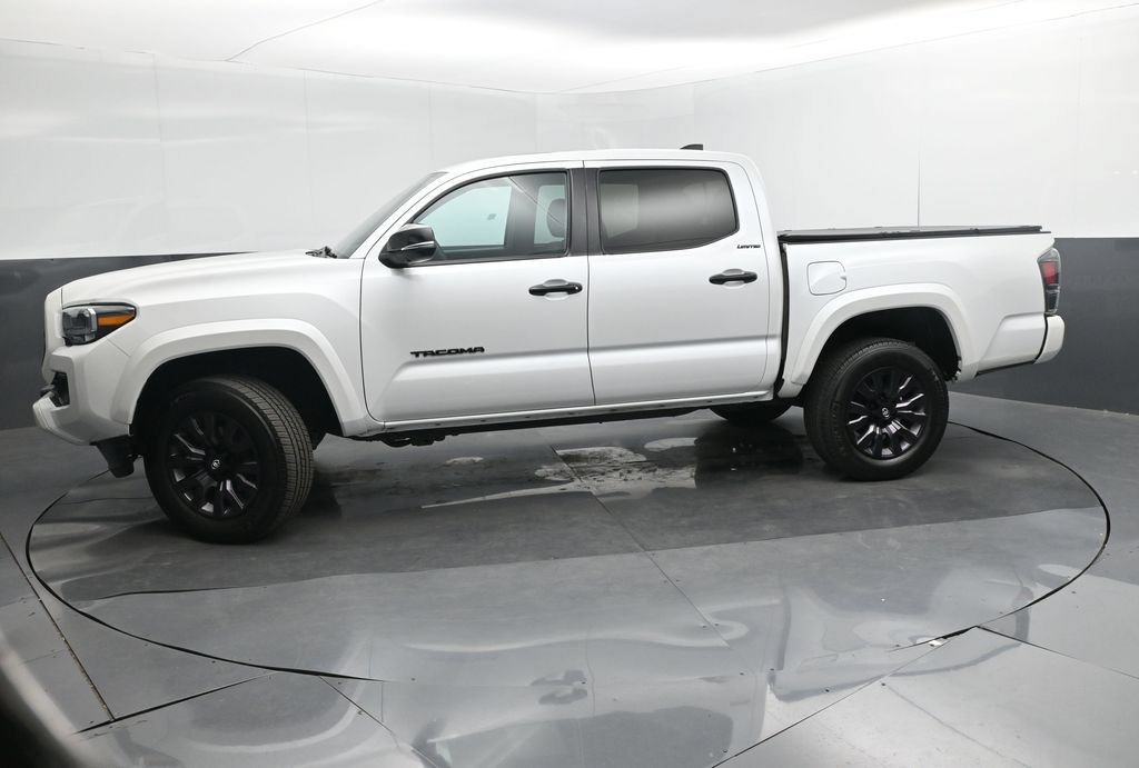 Used 2023 Toyota Tacoma Limited AWD/4WD image 30