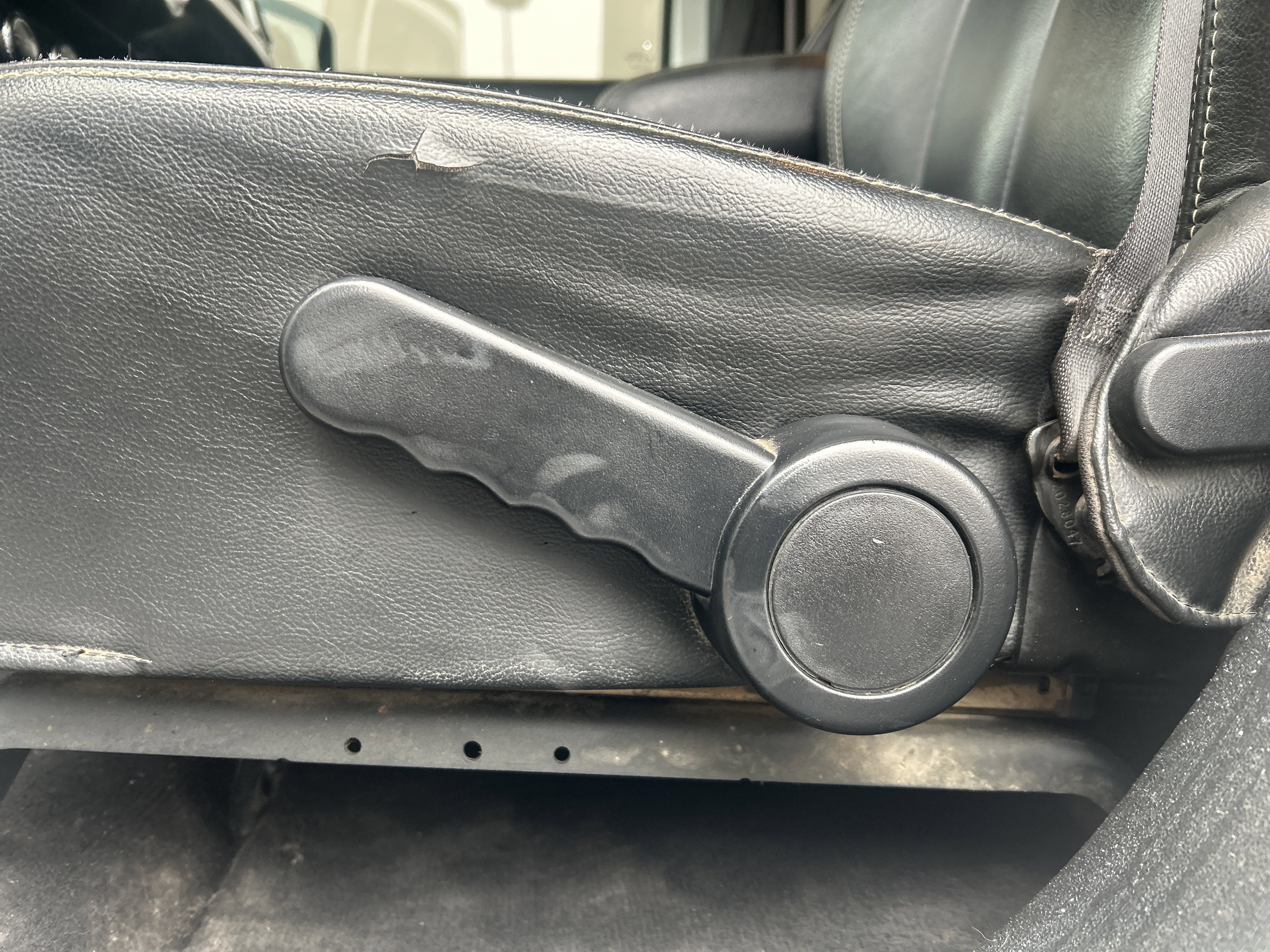 Used 2014 Jeep Wrangler Polar Edition image 13