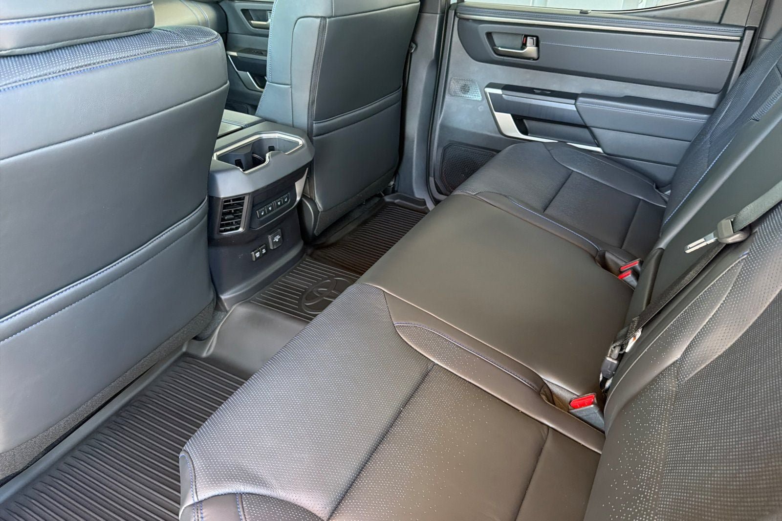 New 2026 Toyota Tundra Platinum AWD/4WD image 14