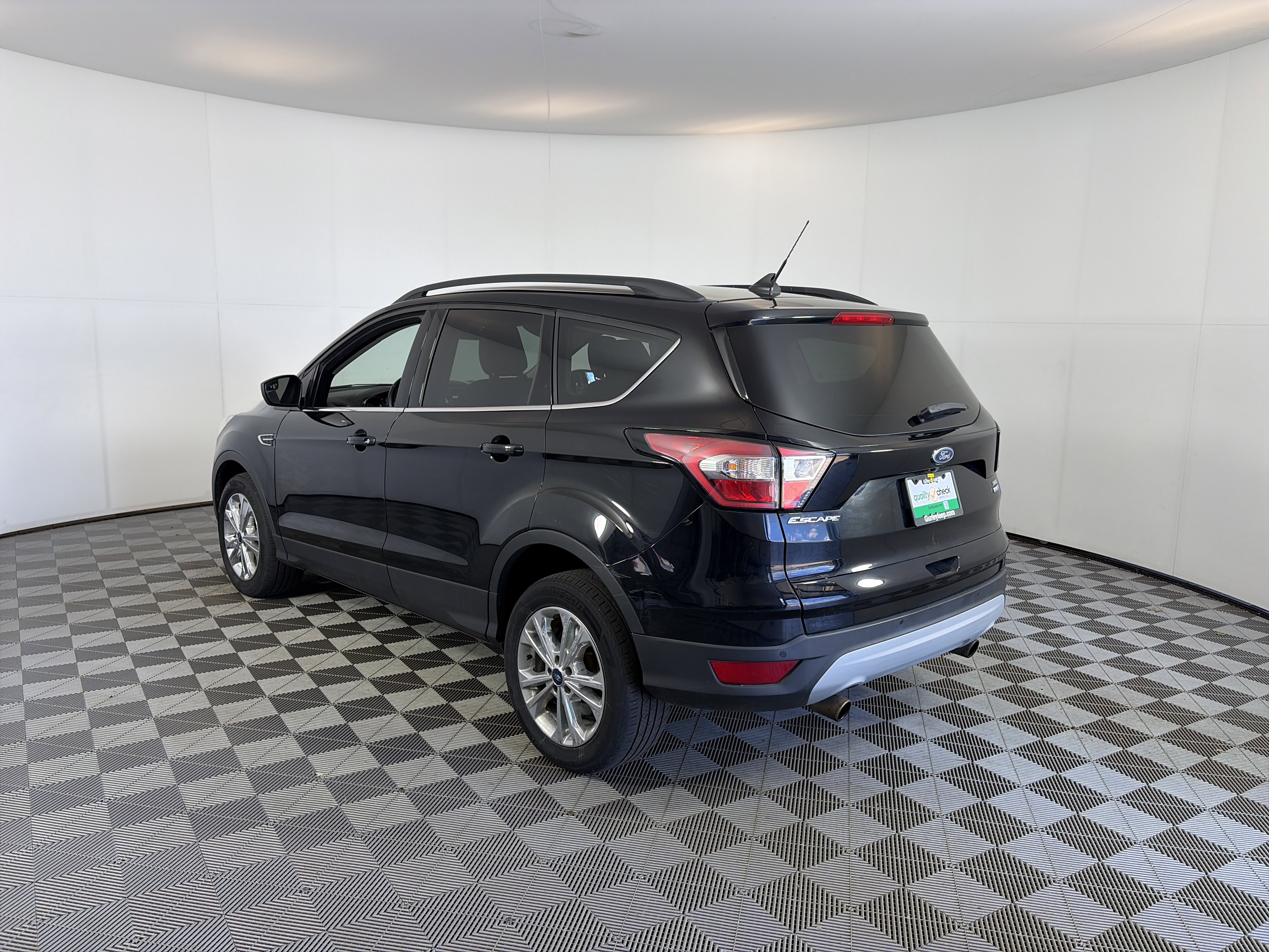 Used 2018 Ford Escape SEL AWD/4WD image 8