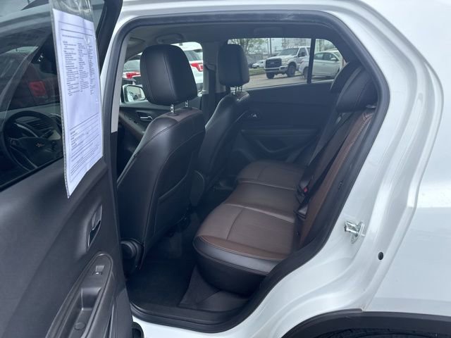 Used 2016 Chevrolet Trax LT w/ LT Convenience Package AWD/4WD image 10