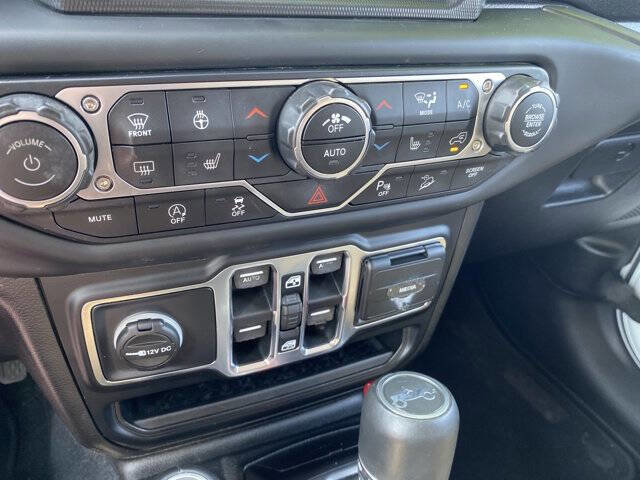 Used 2019 Jeep Wrangler Unlimited Sahara w/ Advanced Safety Group image 20