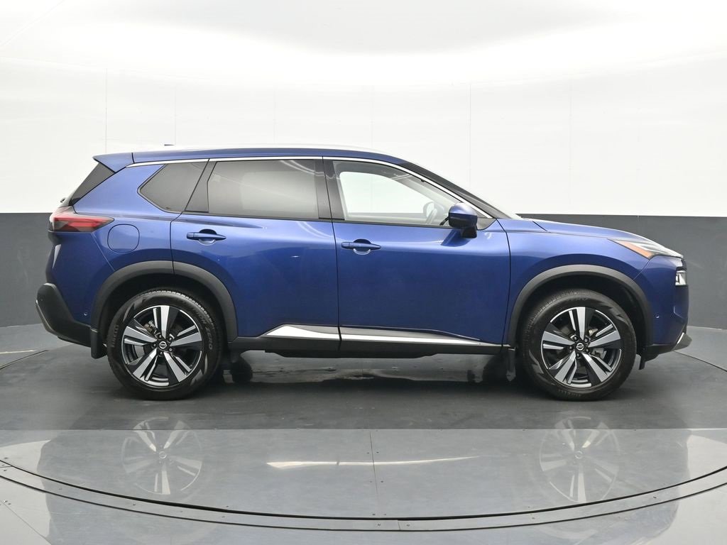 Used 2021 Nissan Rogue Platinum image 7