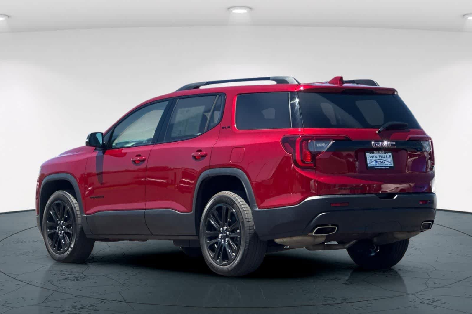 Used 2023 GMC Acadia SLE w/ Driver Convenience Package AWD/4WD image 8