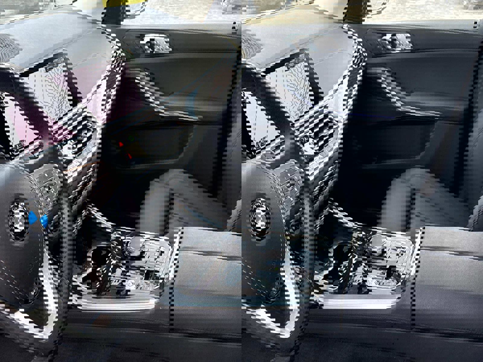 Used 2021 BMW X7 xDrive40i w/ Cold Weather Package image 21