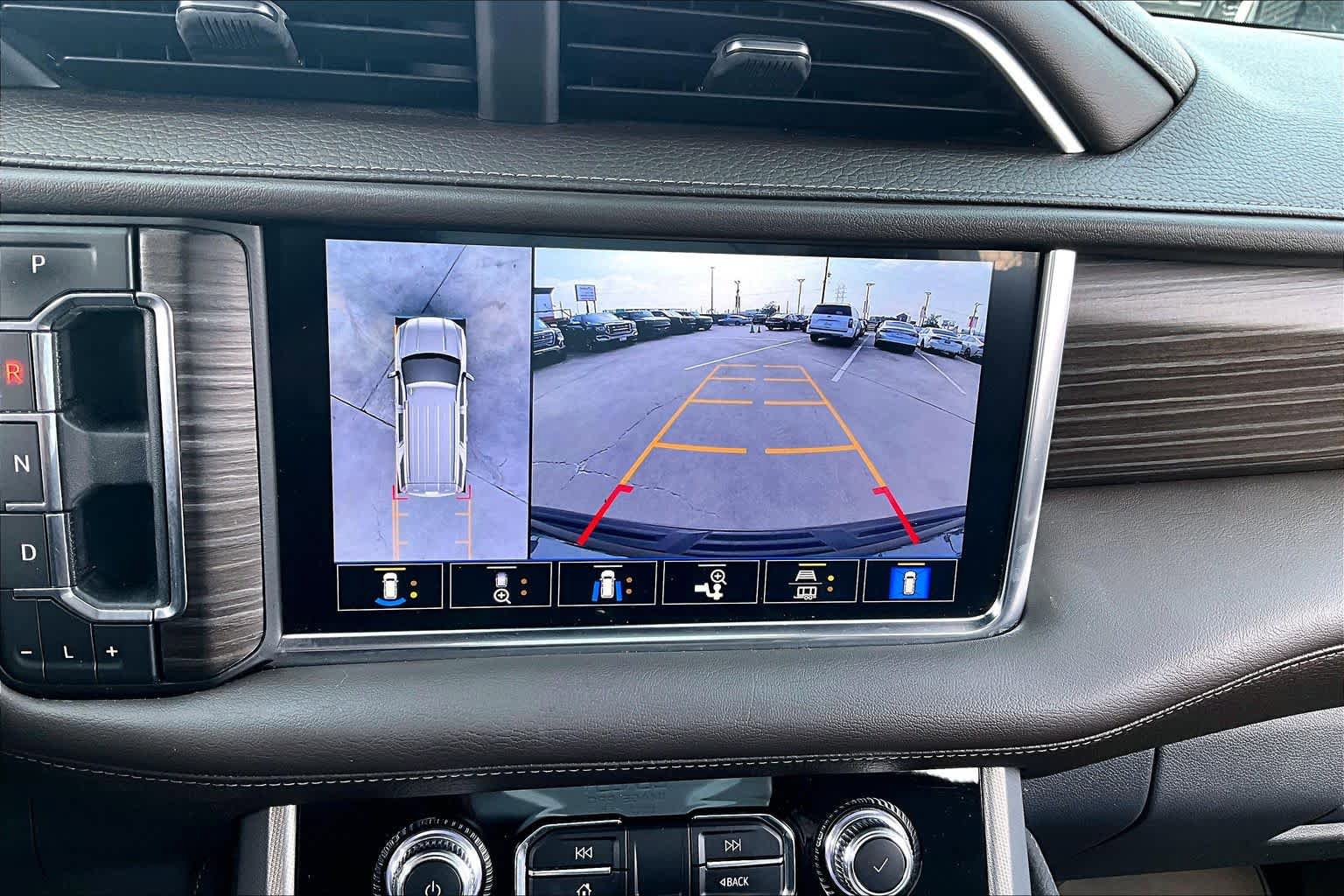 Certified 2021 GMC Yukon Denali w/ Denali Premium Package image 53