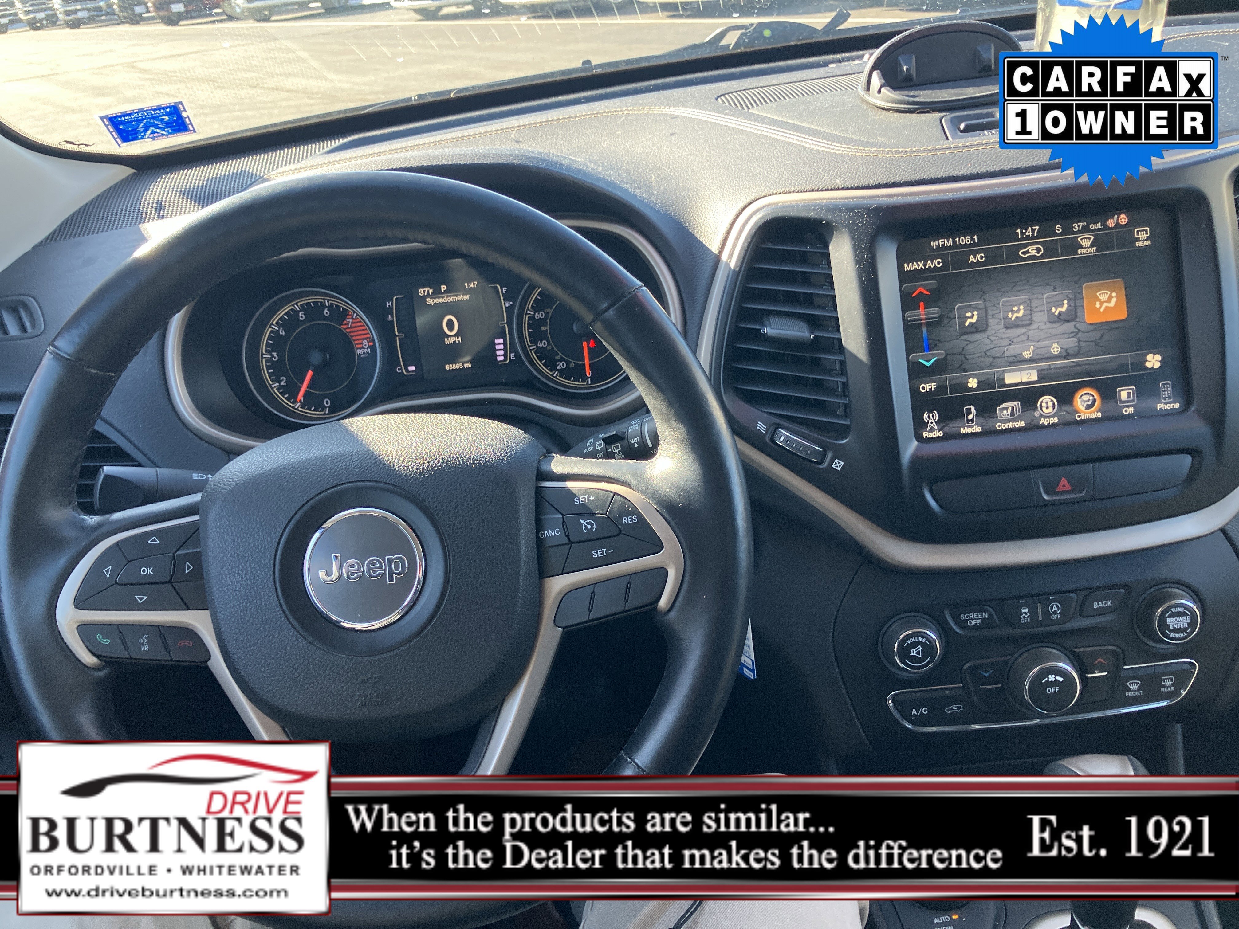 Used 2017 Jeep Cherokee Latitude w/ Cold Weather Group image 5