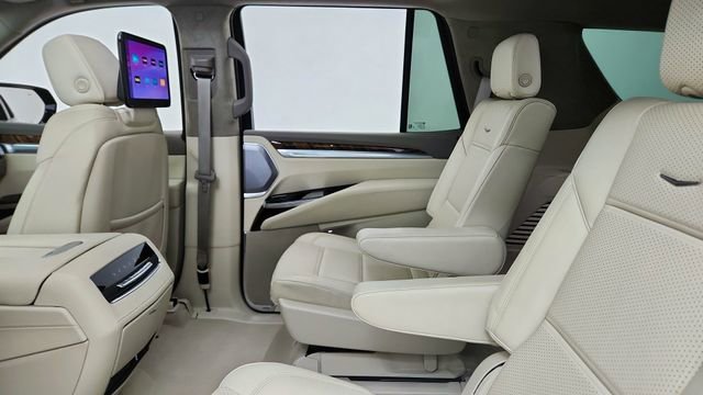 Used 2025 Cadillac Escalade Sport Platinum w/ LPO, Floor Liner Package image 33