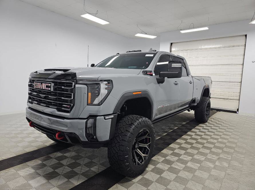 Used 2024 GMC Sierra 2500 AT4 w/ AT4 Premium Plus Package AWD/4WD image 1