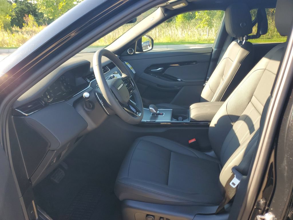 New 2026 Land Rover Range Rover Evoque S AWD/4WD image 11