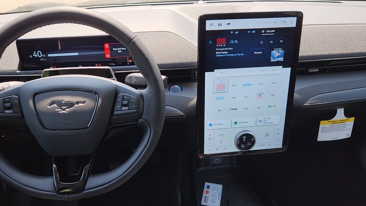 New 2025 Ford F350 Lariat w/ FX4 Off-Road Package image 17