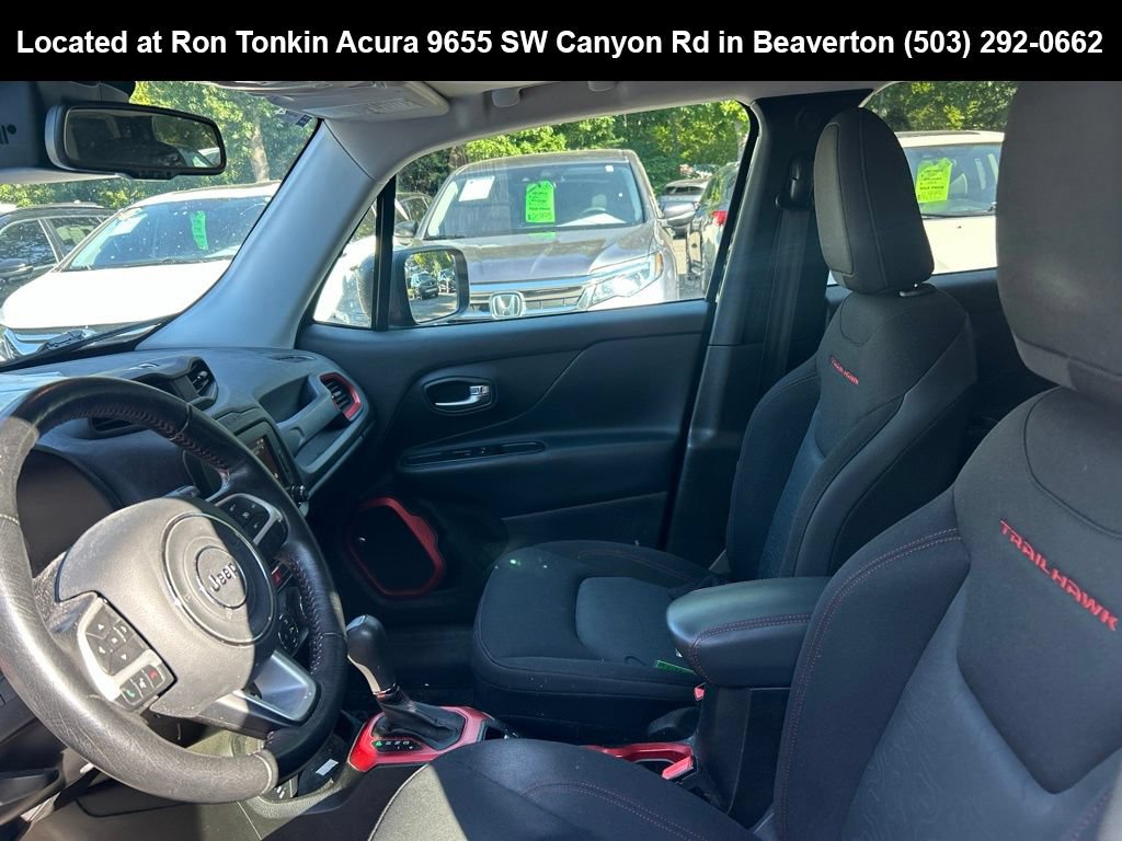 Used 2016 Jeep Renegade Trailhawk AWD/4WD image 6