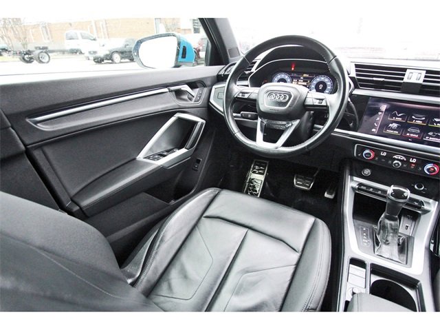 Used 2020 Audi Q3 2.0T Premium w/ Convenience Package image 7