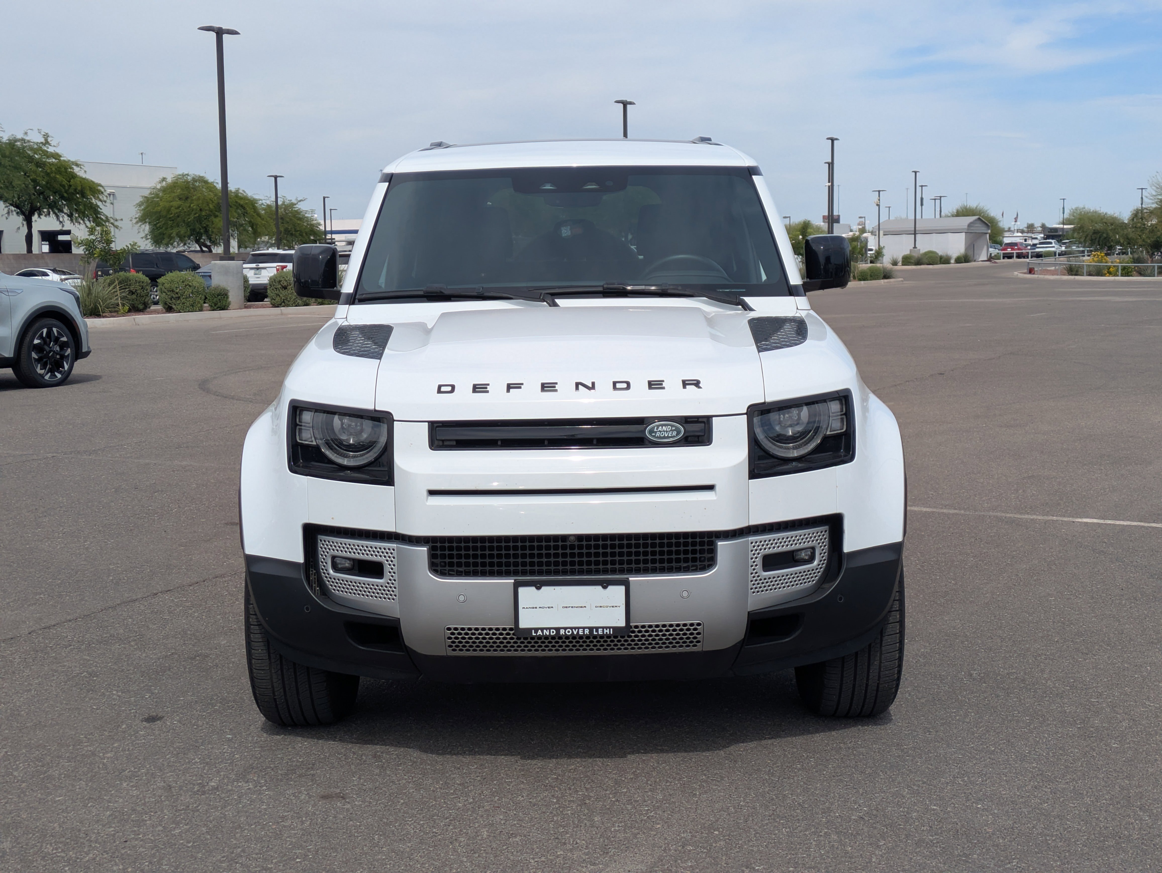 Used 2024 Land Rover Defender 110 S image 8