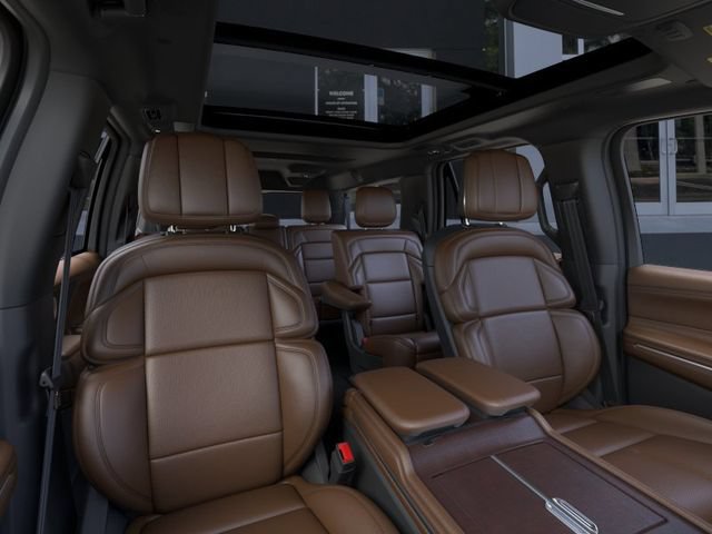 New 2026 Lincoln Navigator L Reserve AWD/4WD image 10