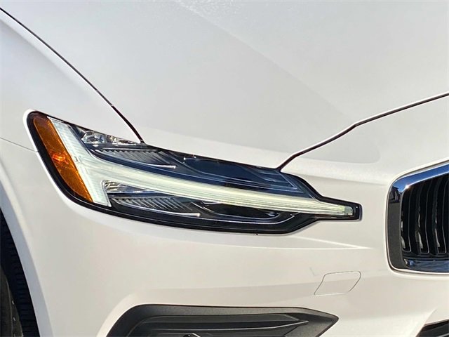 Used 2020 Volvo S60 T5 Momentum w/ Protection Package Premier image 4