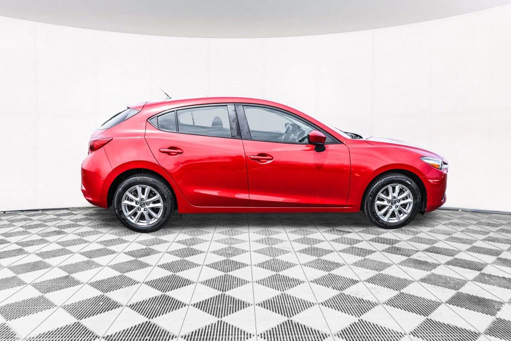 Used 2017 MAZDA MAZDA3 Sport FWD image 10