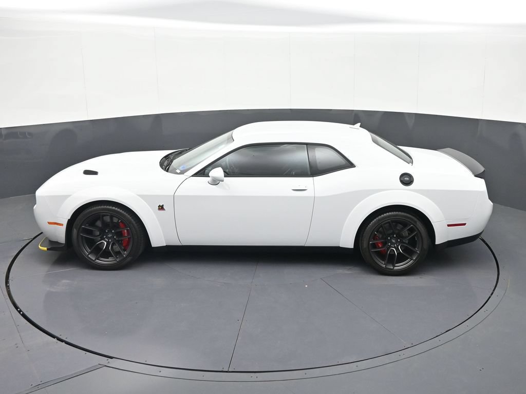 Used 2022 Dodge Challenger R/T Scat Pack RWD image 26
