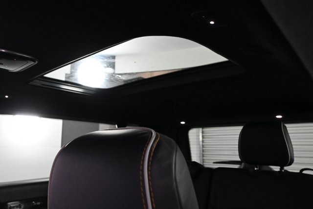 Used 2024 Jeep Grand Wagoneer L Series III image 6