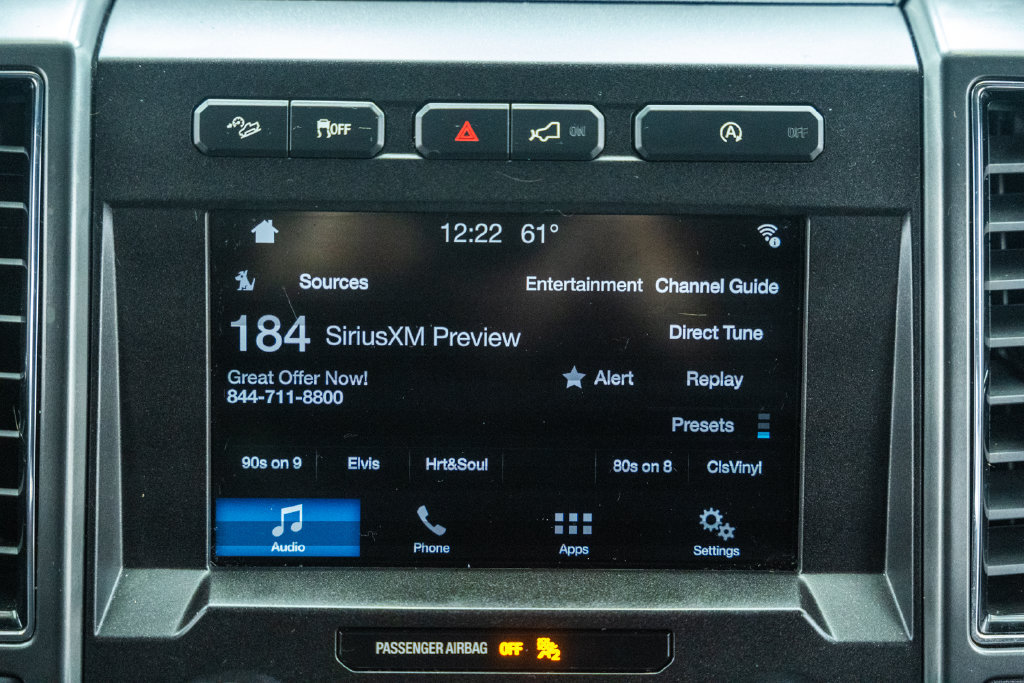 Used 2018 Ford F150 XLT w/ Equipment Group 302A Luxury AWD/4WD image 26