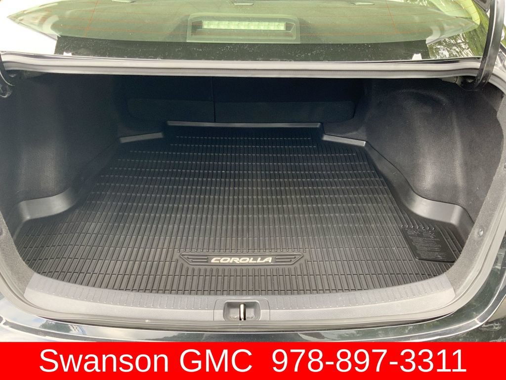Used 2020 Toyota Corolla LE FWD image 20