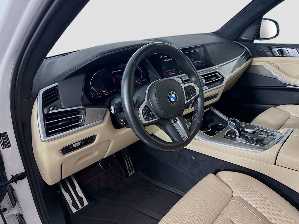 Used 2022 BMW X7 M50i image 9