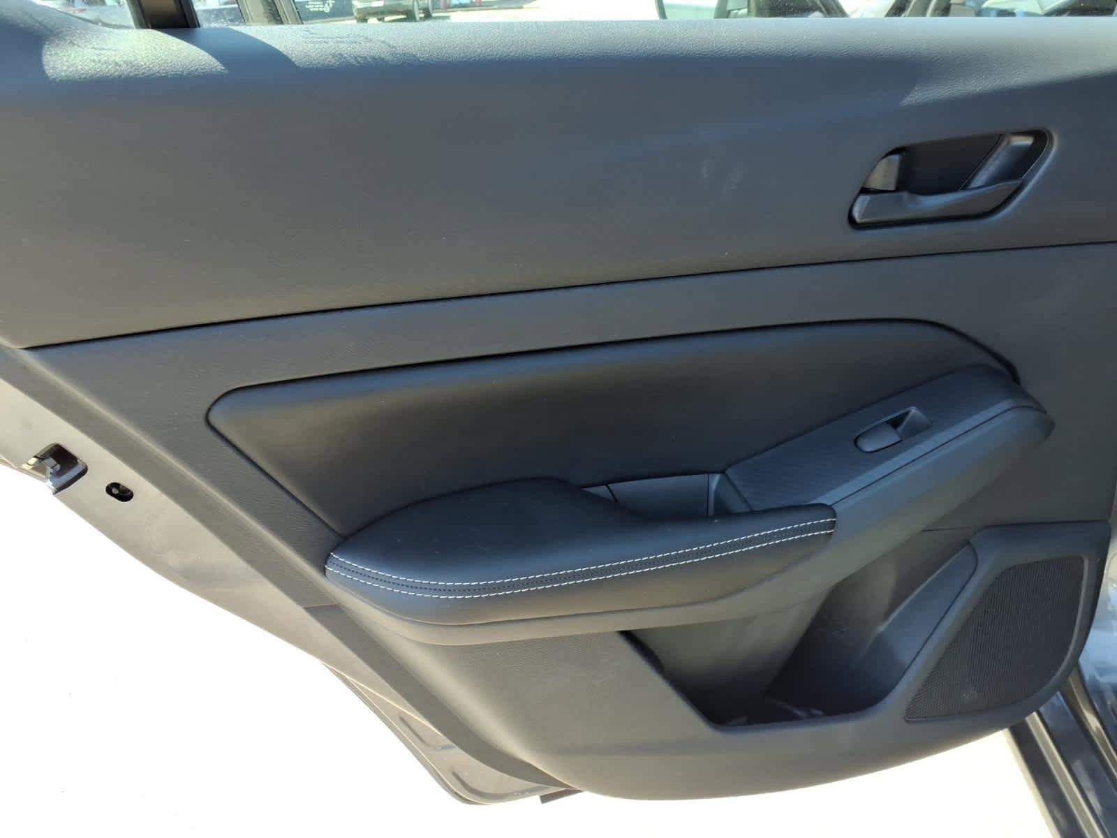 Certified 2024 Nissan Altima 2.5 SV w/ SV Premium Package AWD/4WD image 12