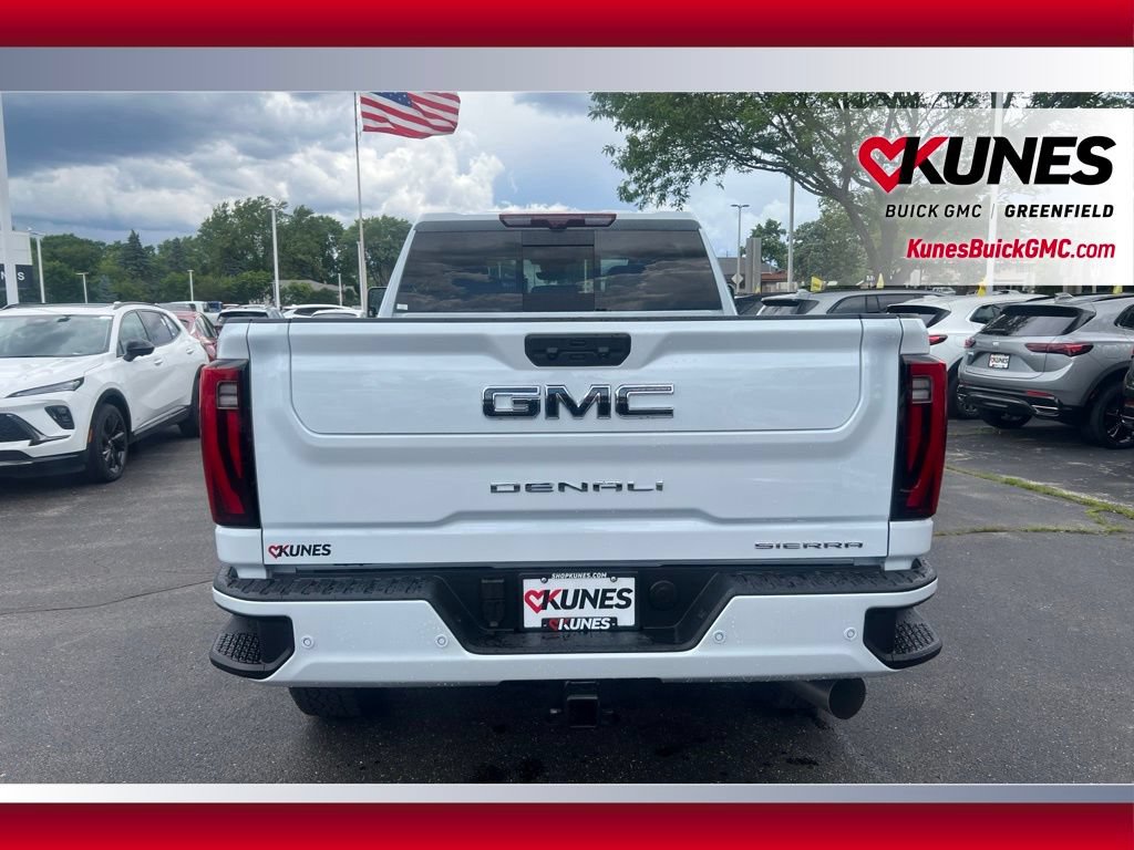 New 2026 GMC Sierra 3500 Denali Ultimate AWD/4WD image 4