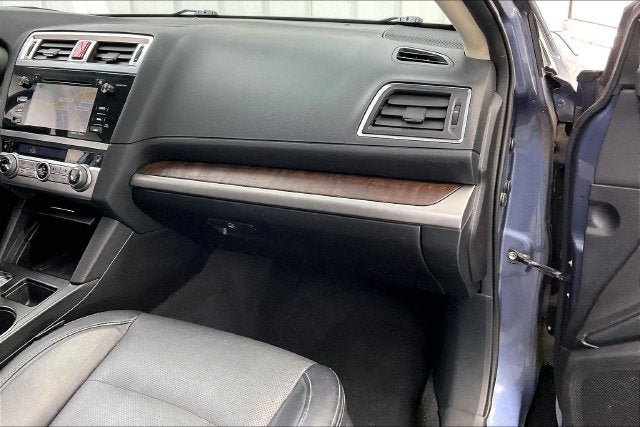 Used 2017 Subaru Outback 2.5i Limited AWD/4WD image 18