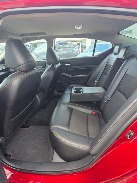Used 2020 Nissan Altima 2.0 SR FWD image 11