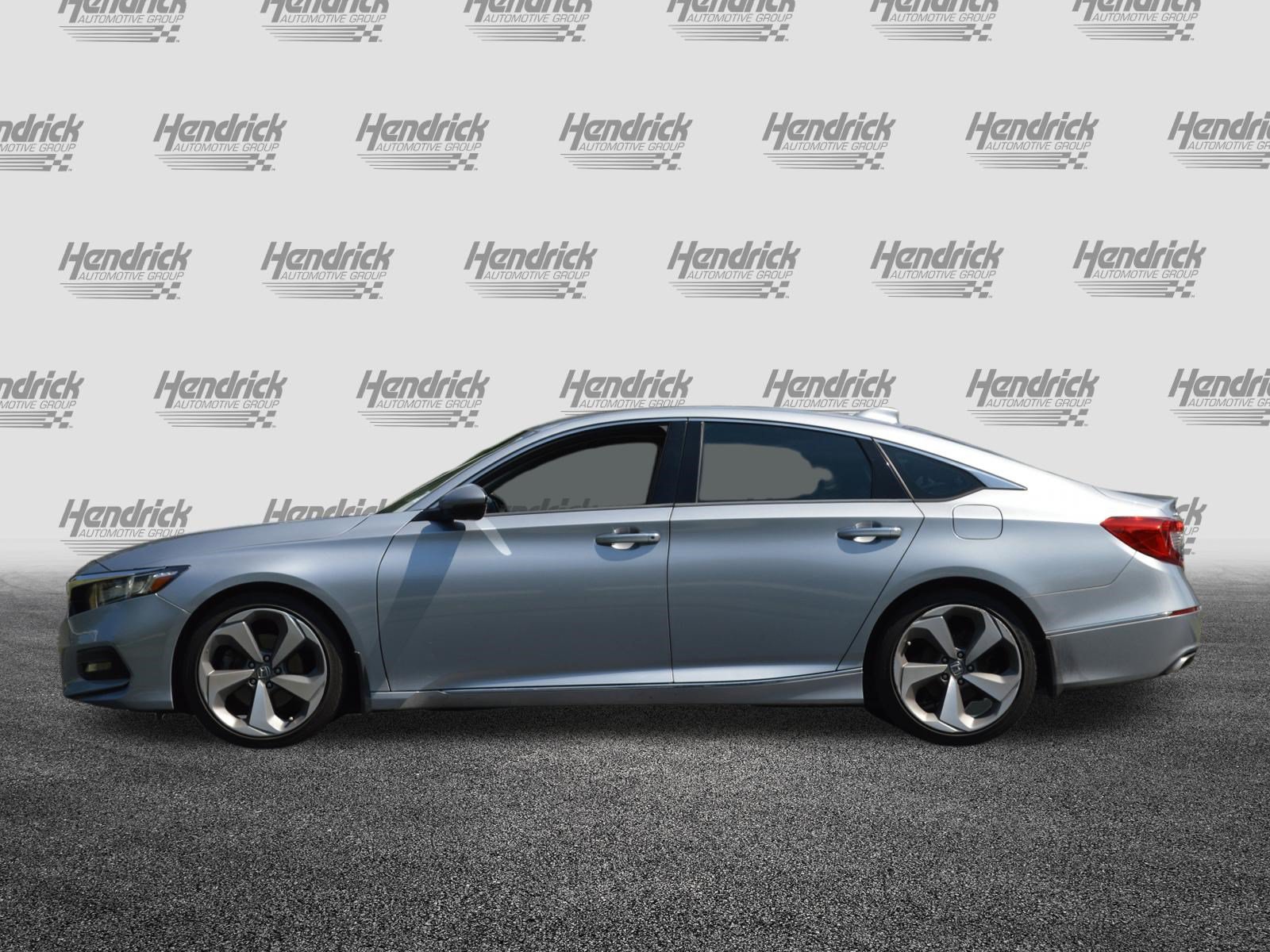 Used 2018 Honda Accord Touring image 5