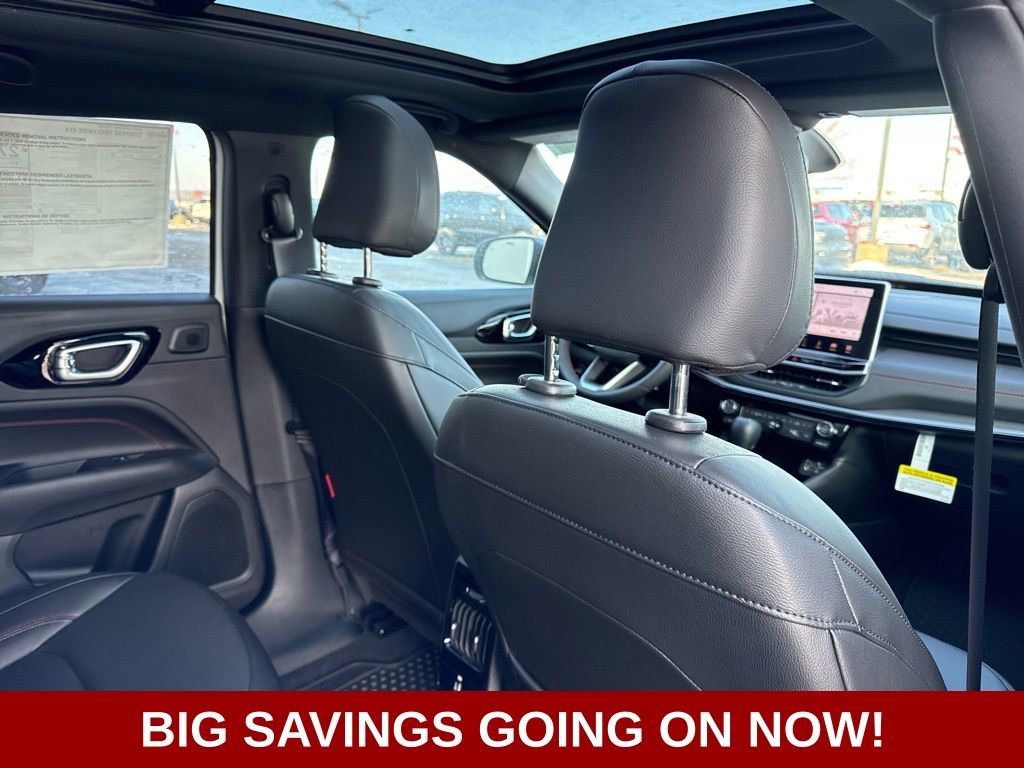 New 2025 Jeep Compass Trailhawk w/ Trailhawk Elite Group image 49