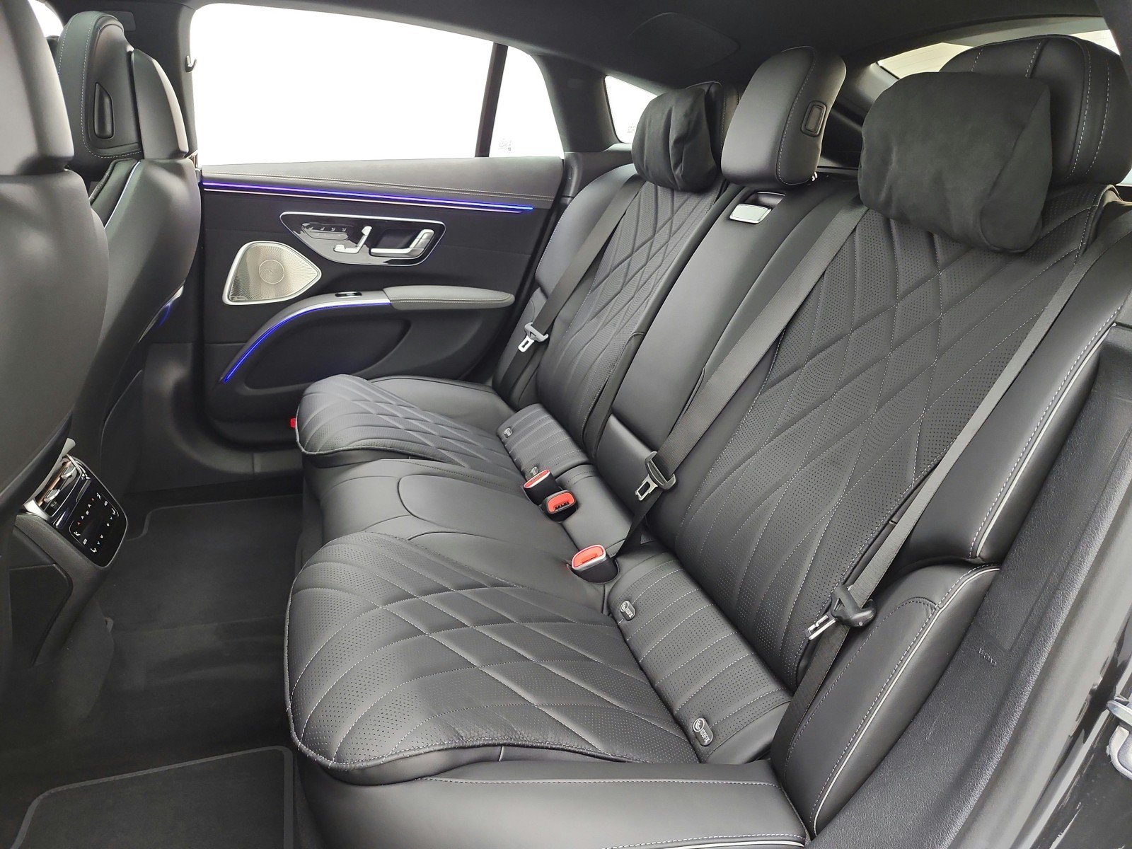 New 2026 Mercedes-Benz EQS 580 4MATIC Sedan image 11