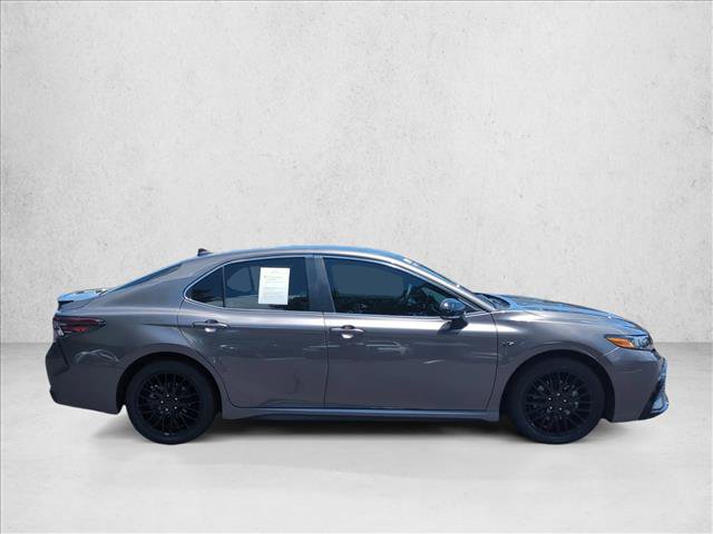Used 2024 Toyota Camry SE FWD image 4