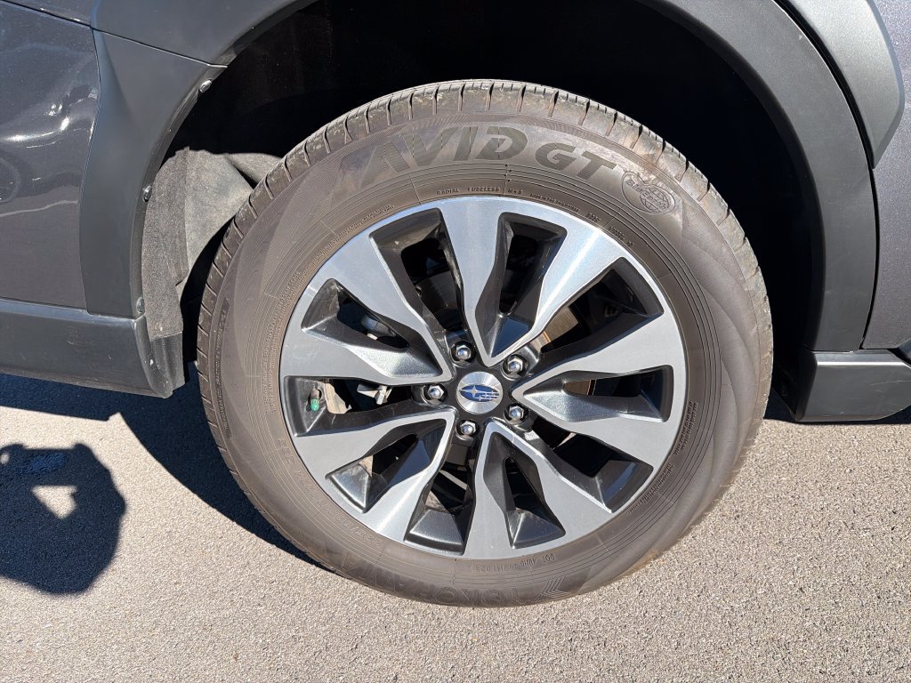 Used 2025 Subaru Outback Touring XT AWD/4WD image 10