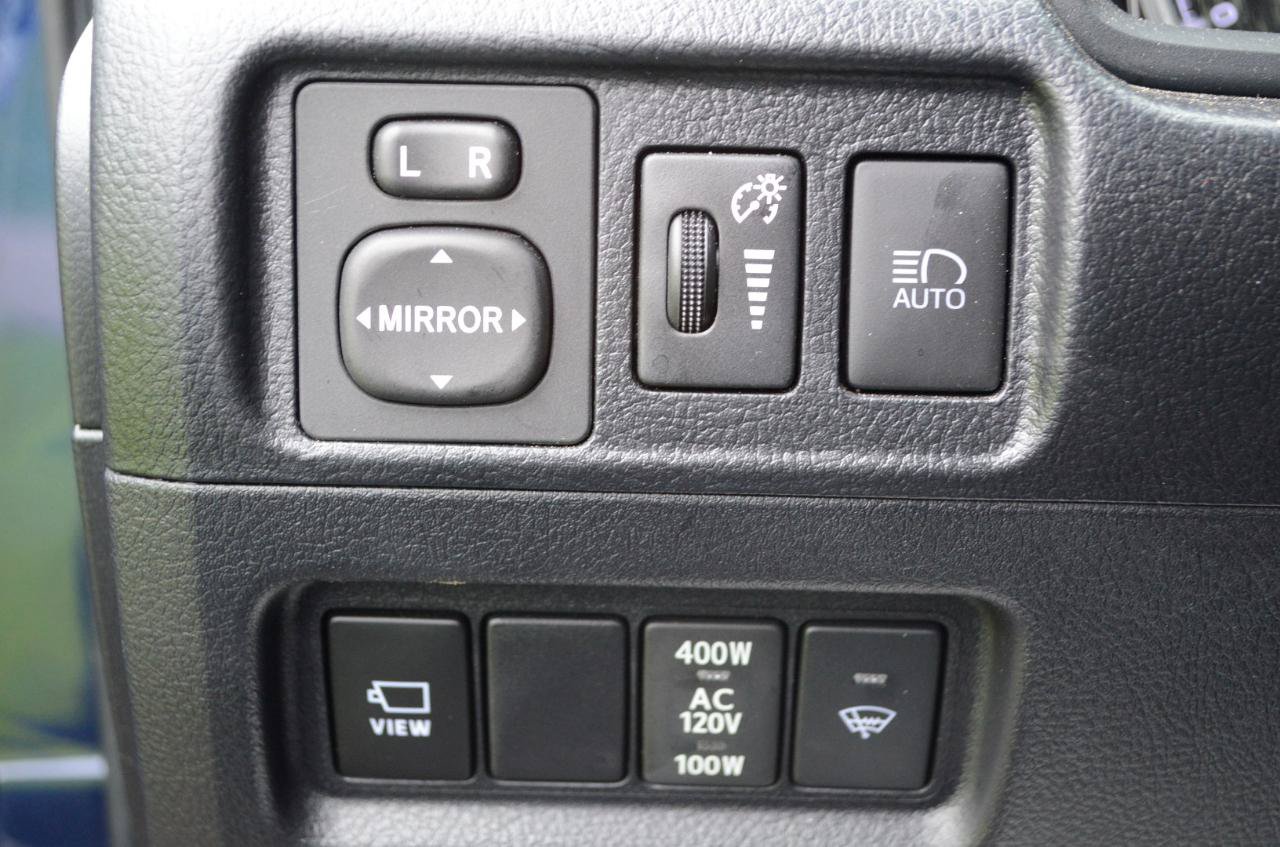 Used 2023 Toyota 4Runner Limited AWD/4WD image 35
