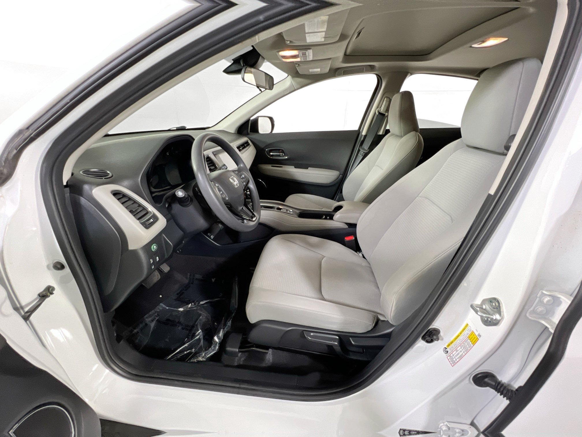 Used 2022 Honda HR-V EX image 19
