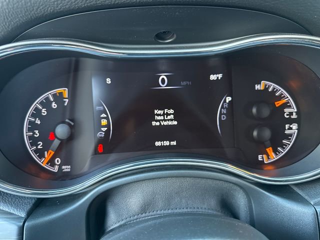Used 2020 Jeep Grand Cherokee Altitude RWD image 15
