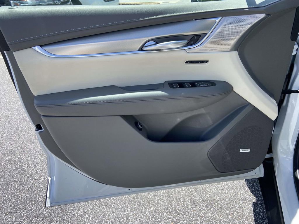 Certified 2023 Cadillac XT5 Premium Luxury FWD image 15