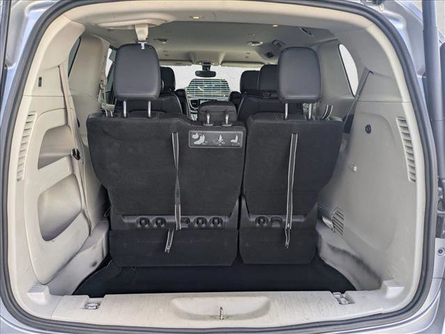 Used 2019 Chrysler Pacifica Touring-L Plus image 6