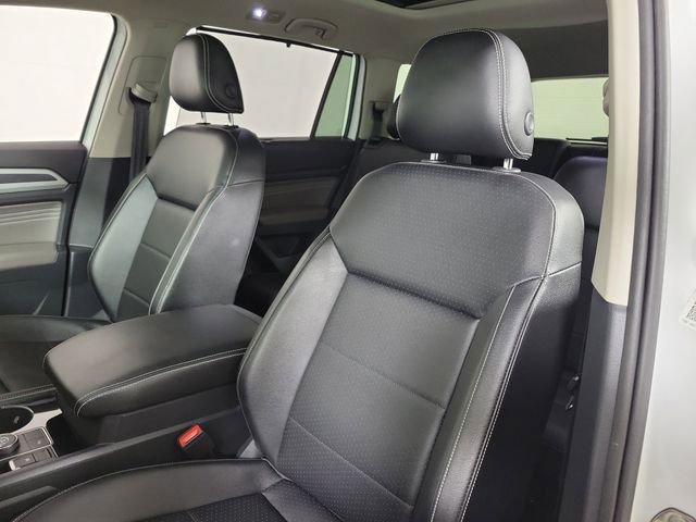 Used 2022 Volkswagen Atlas SEL R-Line AWD/4WD image 23